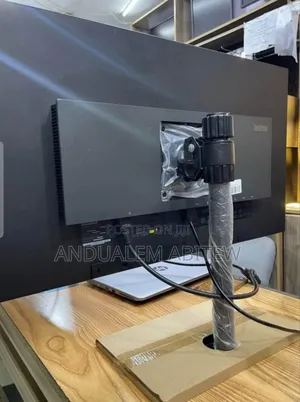 Lenovo 27 Inch Frameless Monitor