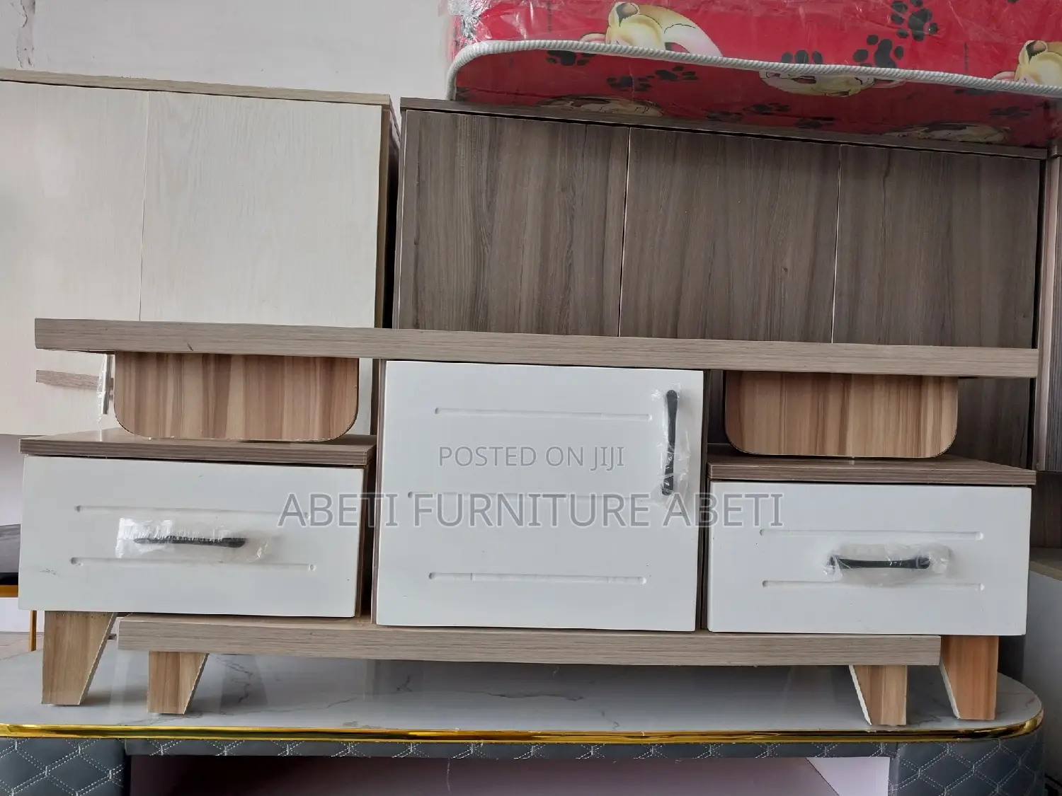 1.20ቲቪስታንድ