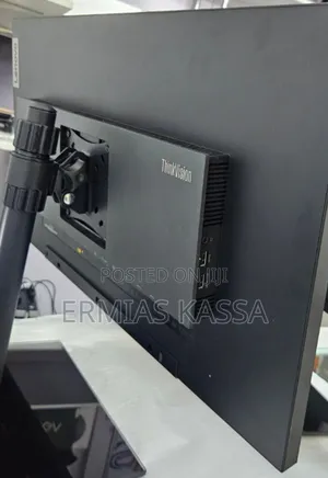 LENOVO 27" Inch Frameless Monitor