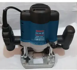 Photo - Bosch Router 
በተለያዩ እንጨቶች