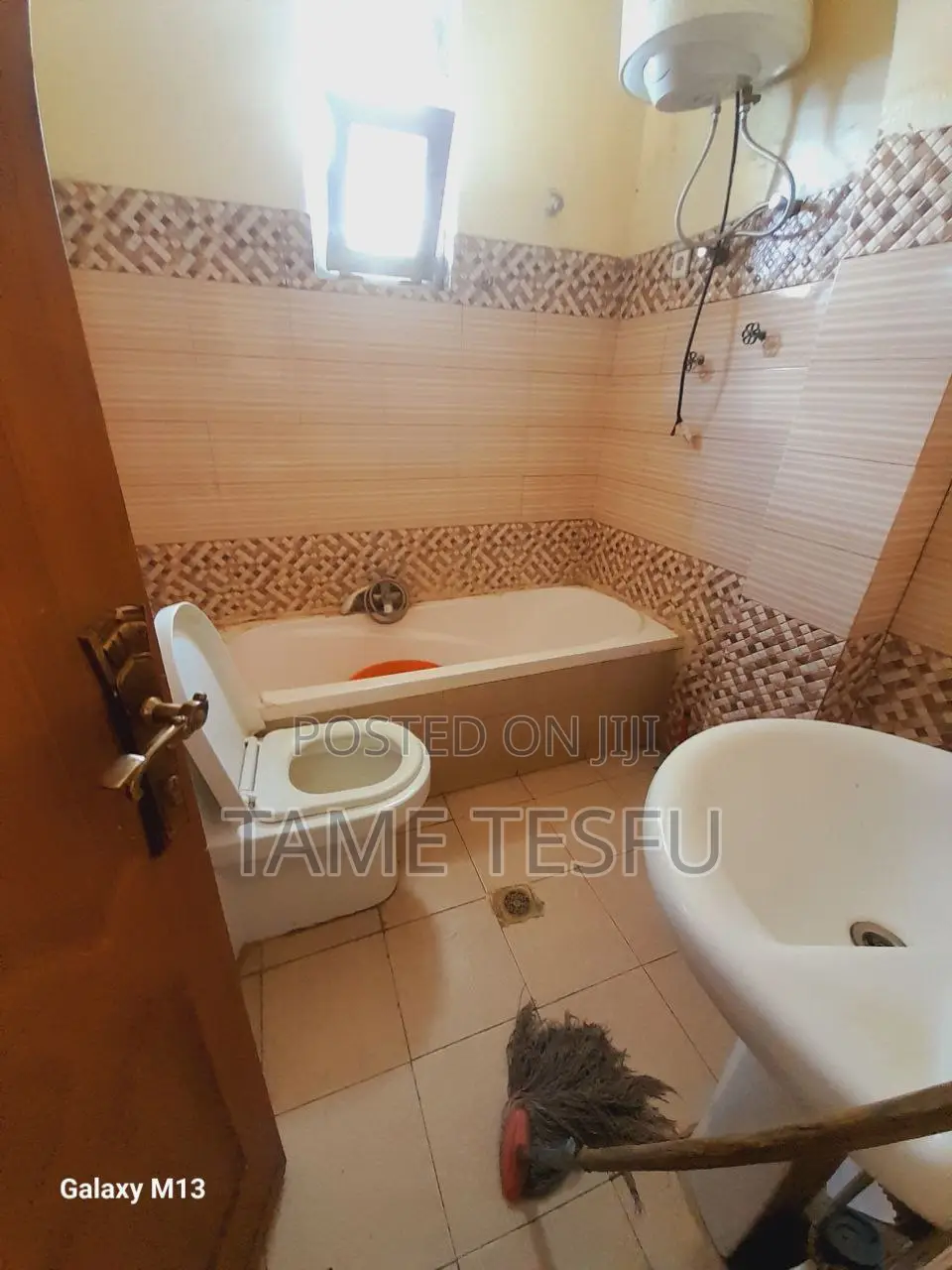 Furnished 5bdrm House in Hayat, Bole for sale