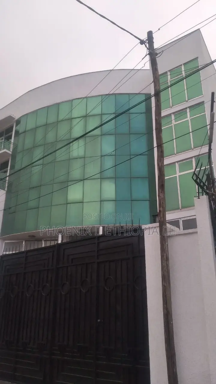 Furnished 5bdrm Apartment in Kolfe Keranio for sale