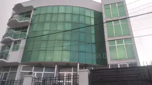 Furnished 5bdrm Apartment in Kolfe Keranio for sale