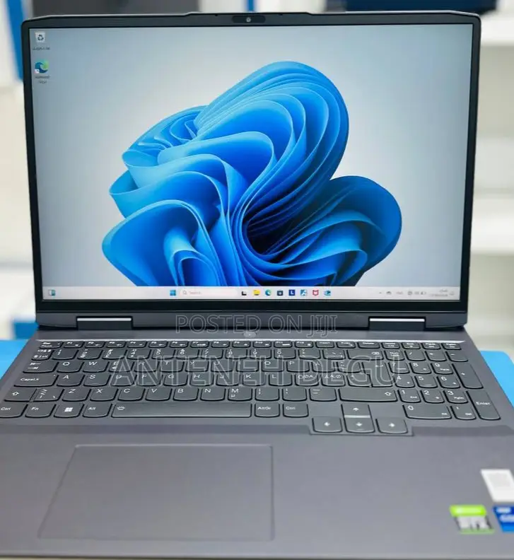 New Laptop Lenovo LOQ 15IRH8 16GB Intel Core I7 SSD 1T