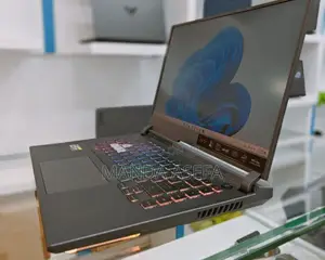 New Laptop Asus 16GB AMD Ryzen 7 SSD 1T