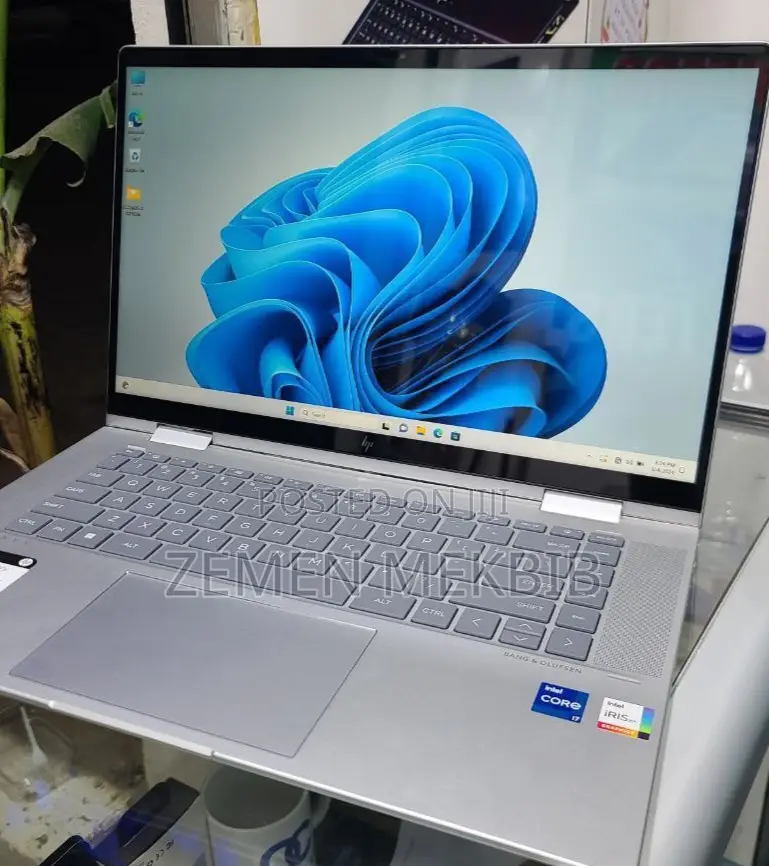 New Laptop HP Envy X360 16GB Intel Core I7 SSD 1T