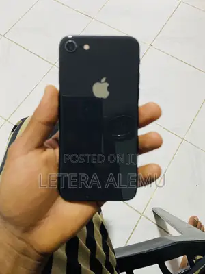 Apple iPhone 8 64 GB Black