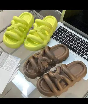 Photo - Elegant and Comfy Women's Slippers