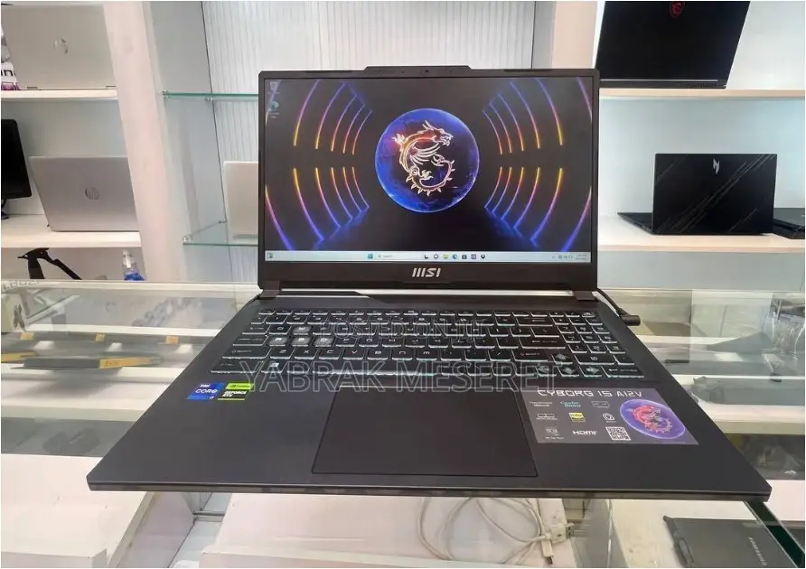 New Laptop MSI Stealth 17 Studio A13V 16GB Intel Core I7 SSD 1T