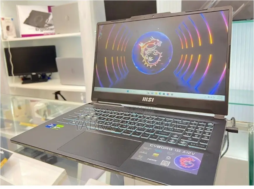 New Laptop MSI Stealth 17 Studio A13V 16GB Intel Core I7 SSD 1T