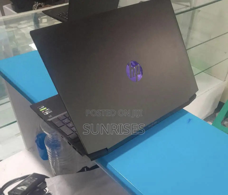 New Laptop HP Pavilion Power 15 8GB AMD Ryzen 5 SSD 512GB