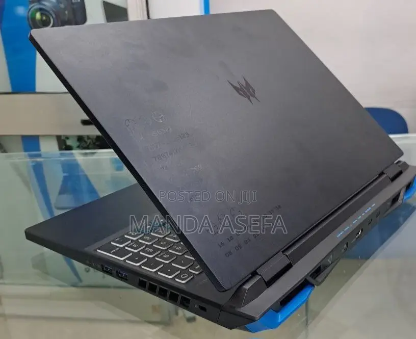 New Laptop Acer Predator Helios 300 16GB Intel Core I9 SSD 1T