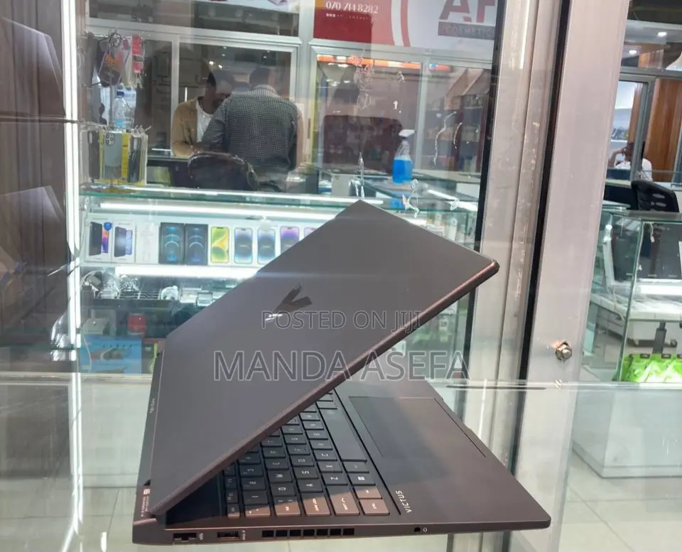 New Laptop HP Victus 15 16GB Intel Core I7 SSD 1T