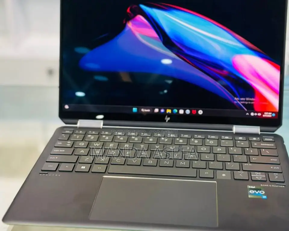 New Laptop HP Spectre 16GB Intel Core I7 SSD 1T