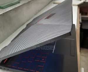 New Laptop HP Omen X 17t 16GB Intel Core I7 SSD 512GB