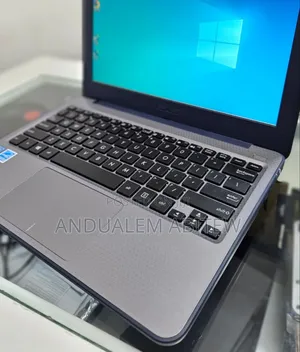 New Laptop Asus E203NAH 4GB Intel Pentium SSD 60GB