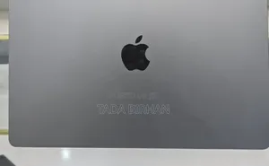 New Laptop Apple MacBook Air 2022 M2 16GB Apple M2 SSD 512GB