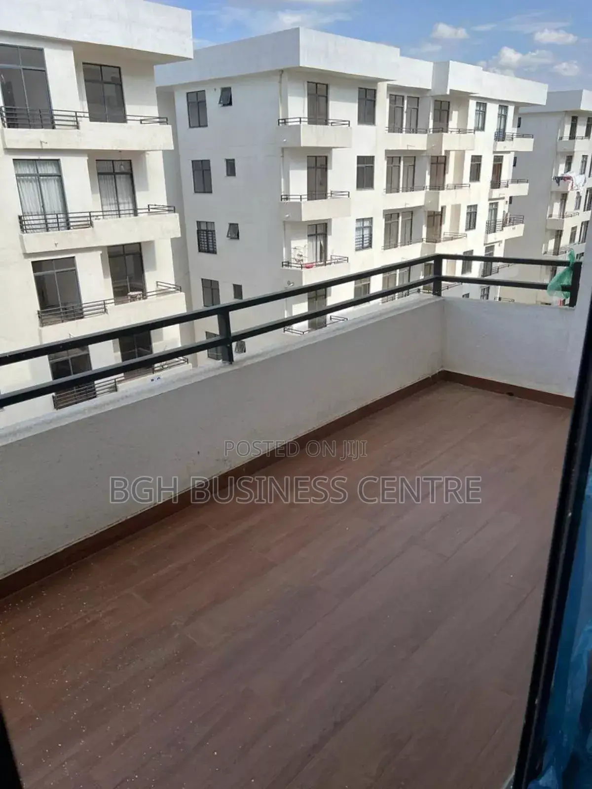 2bdrm Apartment in Yeka for sale