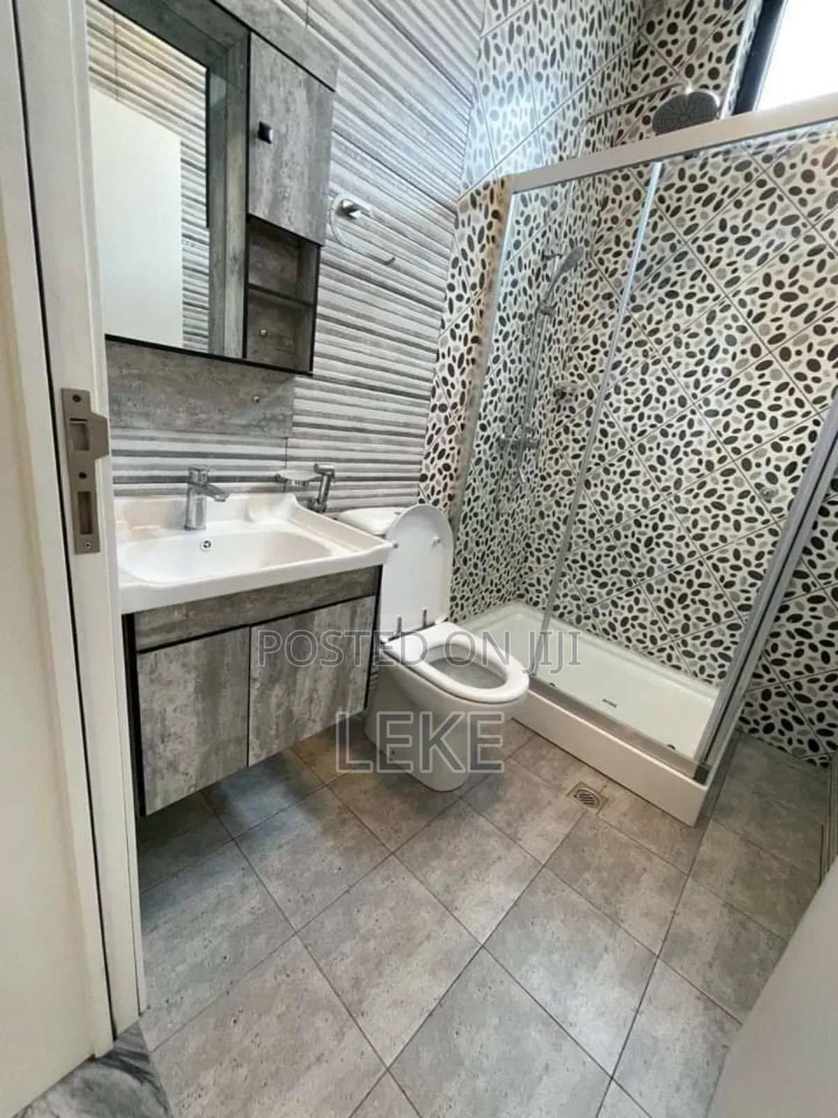 Furnished 3bdrm Apartment in Bole for rent