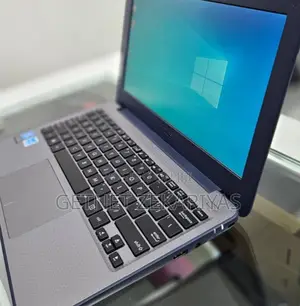 New Laptop Asus X54L 8GB AMD Ryzen 3 SSD 72GB