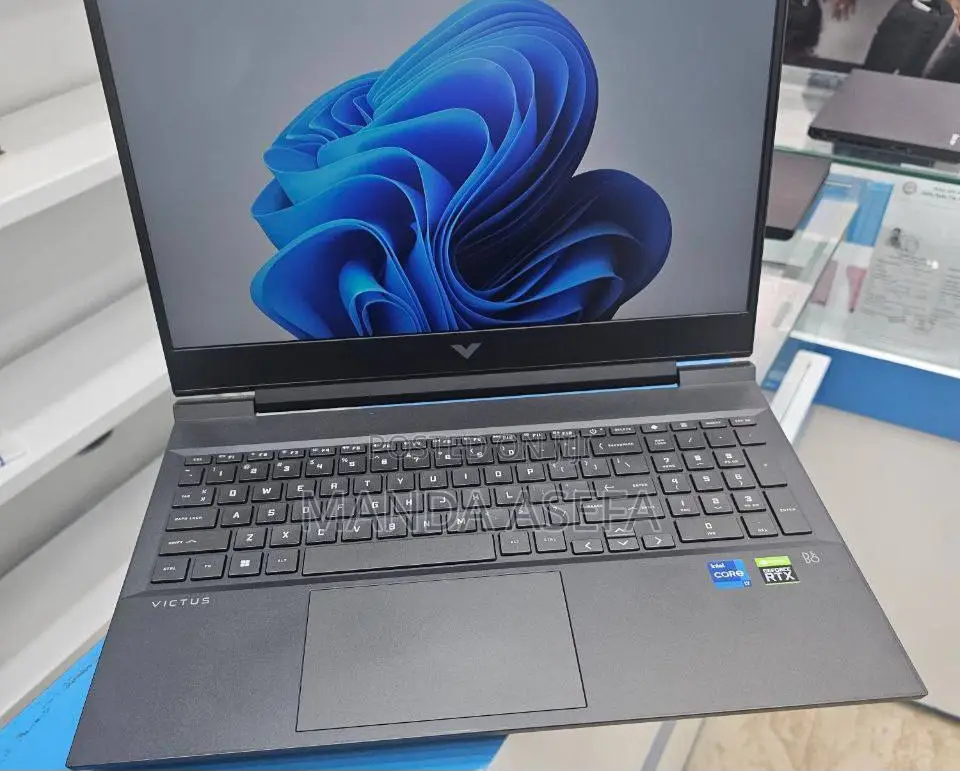New Laptop HP Victus 16 16GB Intel Core I7 SSD 512GB