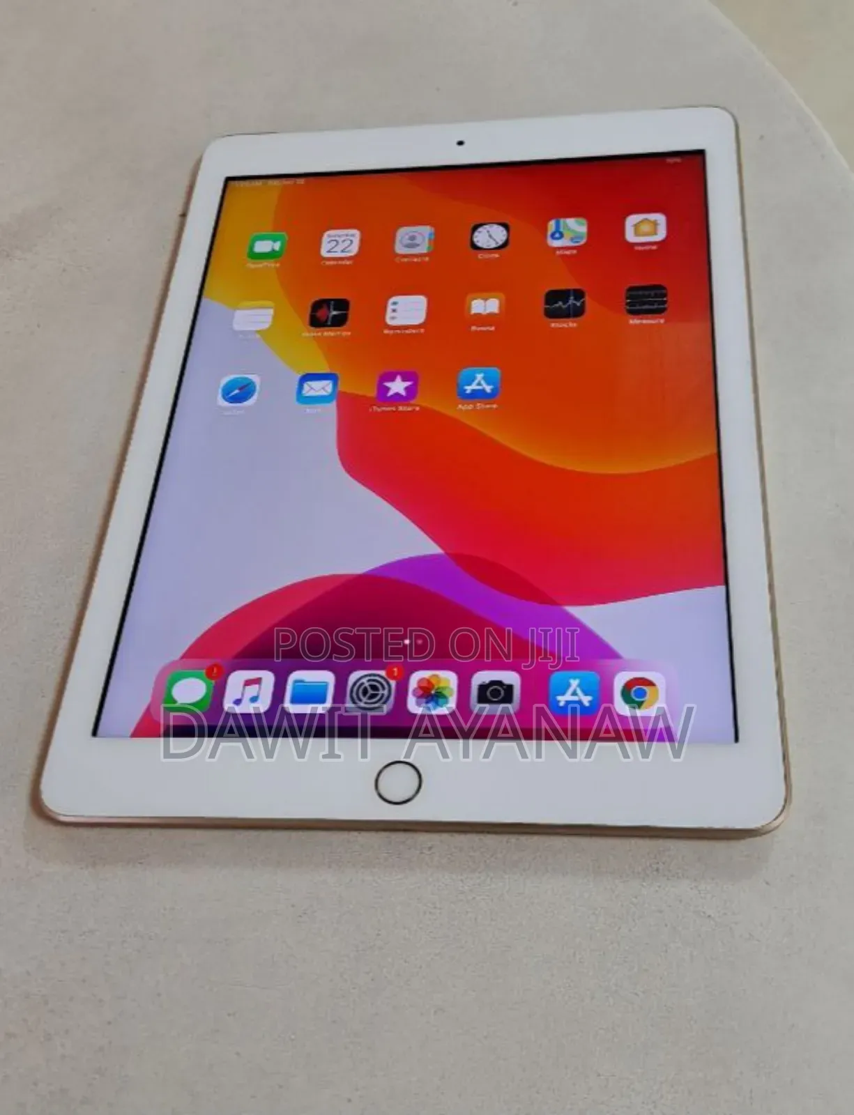 New Apple iPad 10.2 (2019) 32 GB Silver
