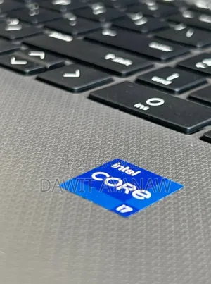 New Laptop HP Pavilion 15 8GB Intel Core I5 SSD 1T