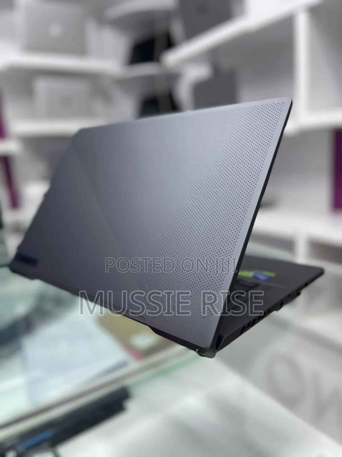 New Laptop Asus ROG Zephyrus G16 16GB Intel Core I7 SSD 512GB