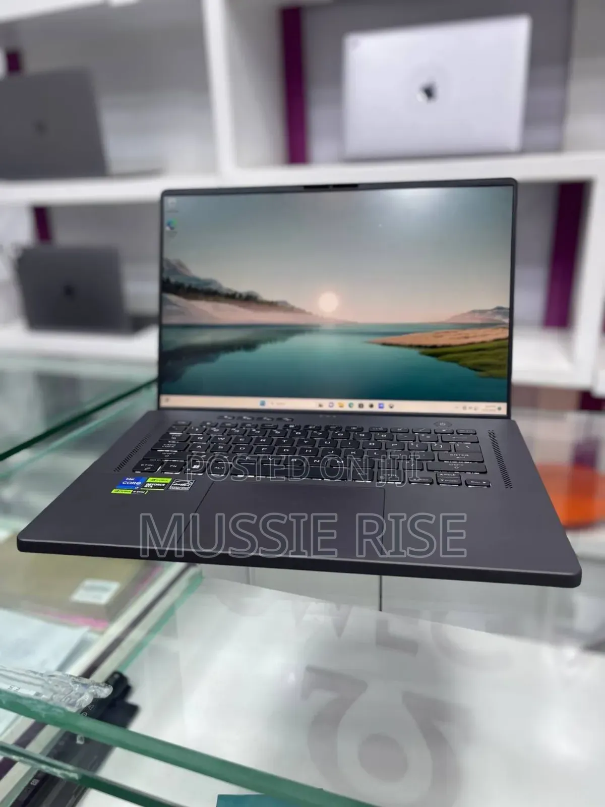 New Laptop Asus ROG Zephyrus G16 16GB Intel Core I7 SSD 512GB