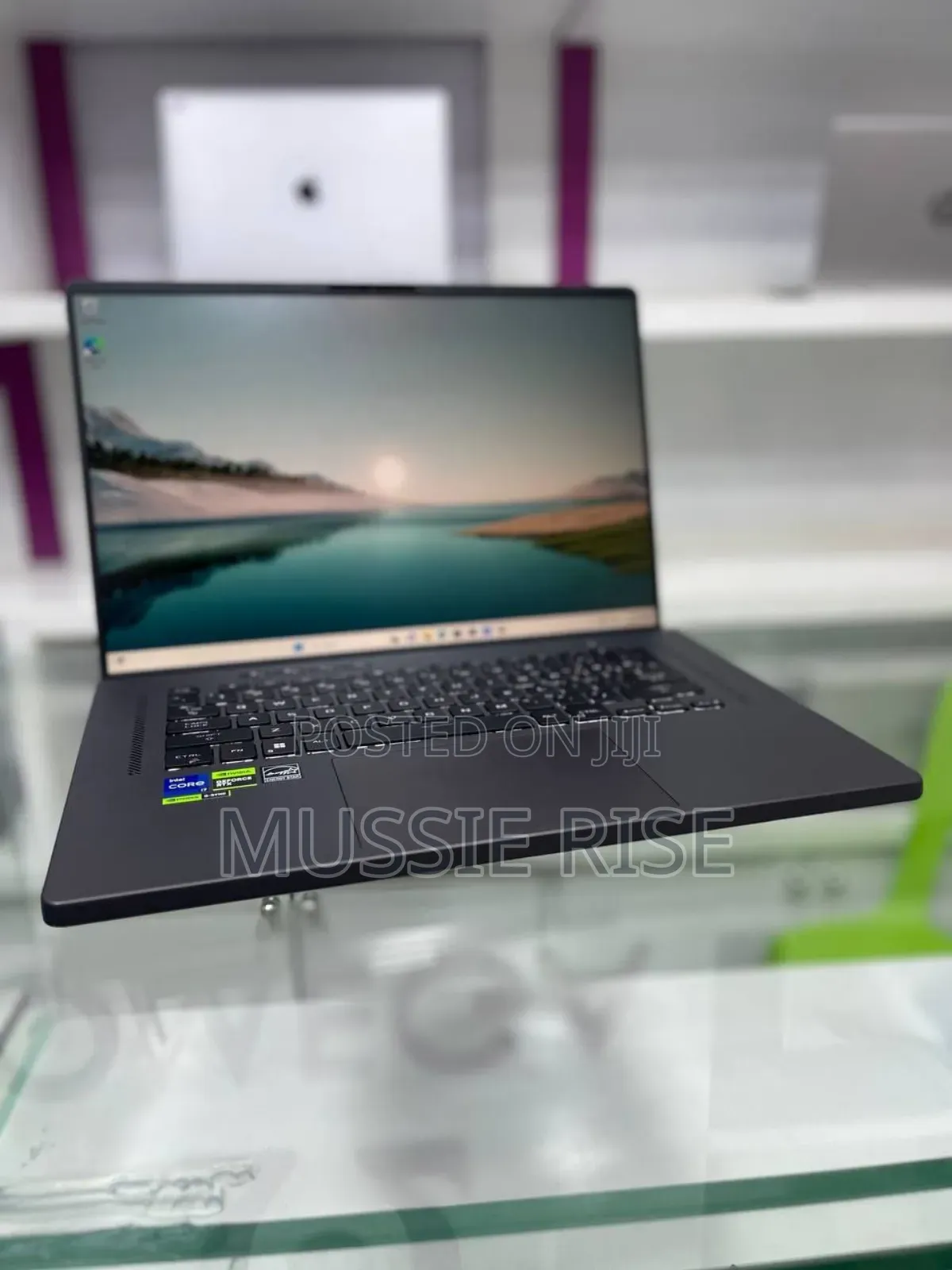 New Laptop Asus ROG Zephyrus G16 16GB Intel Core I7 SSD 512GB