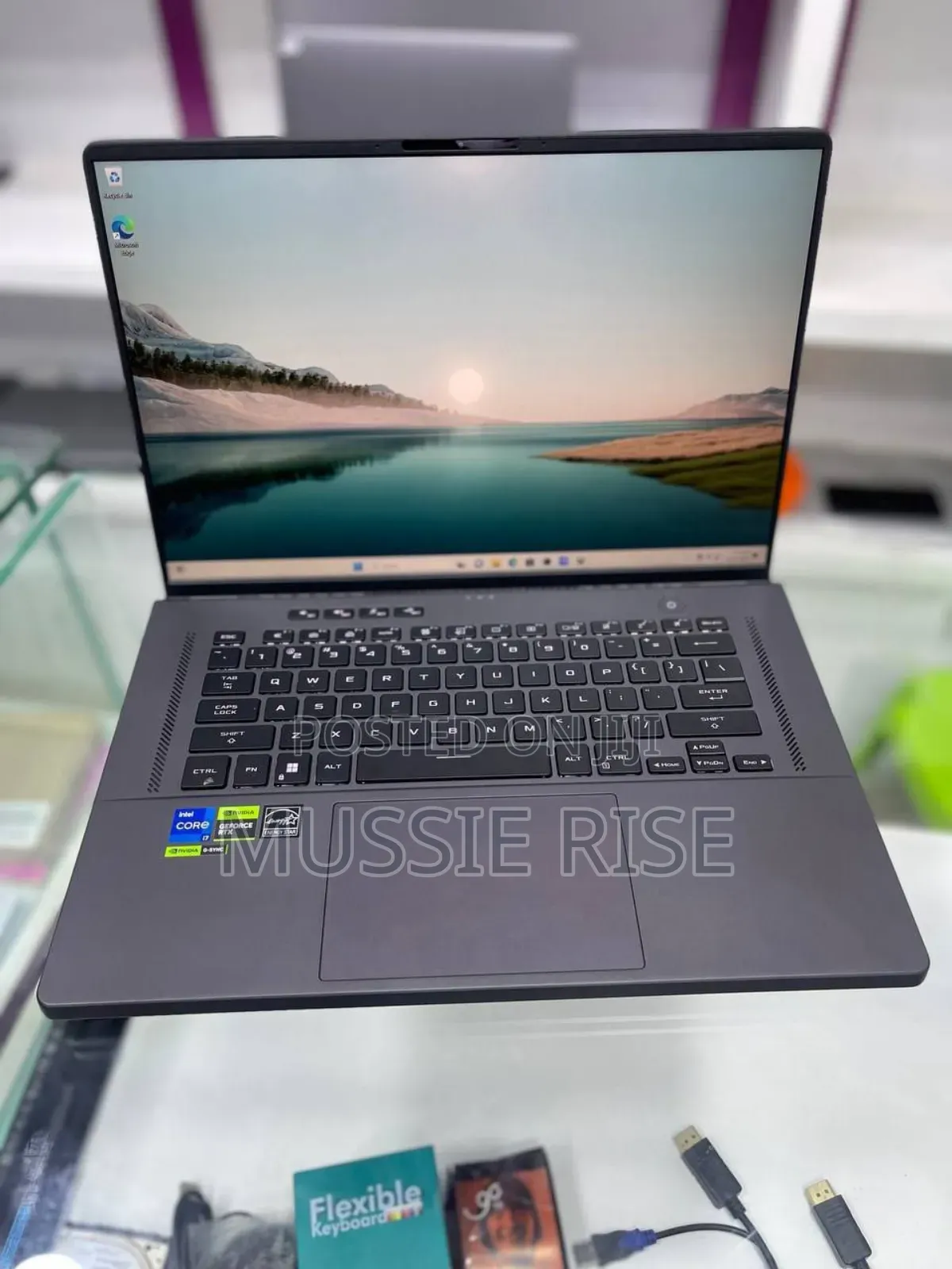 New Laptop Asus ROG Zephyrus G16 16GB Intel Core I7 SSD 512GB