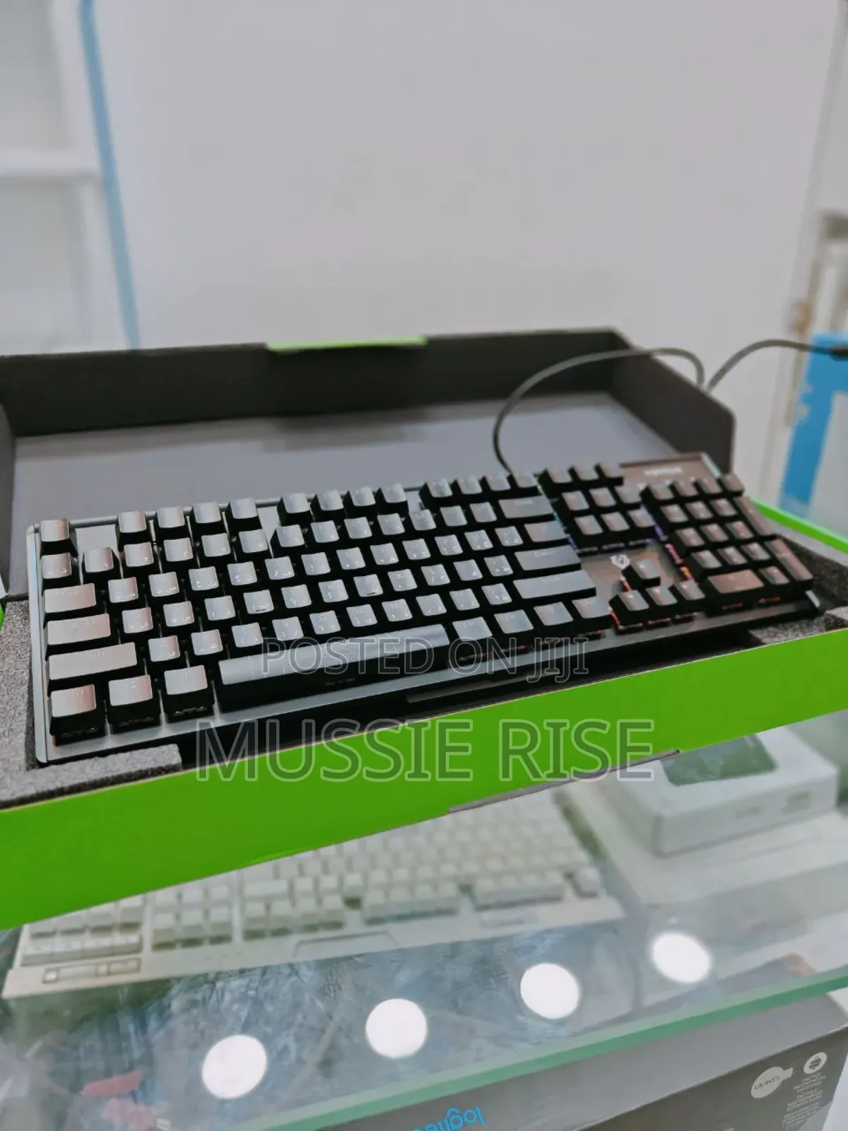 Vertux Comando Mechanical Keyboard