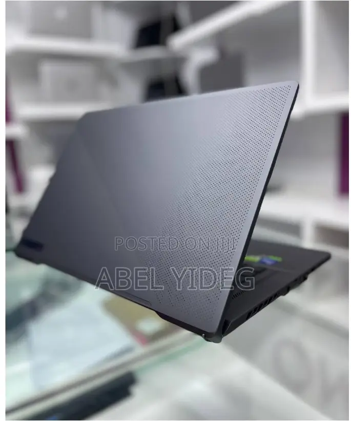New Laptop Asus ROG Zephyrus G16 16GB Intel Core I7 SSD 512GB
