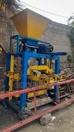 ብሎኬት ማምረቻ
Qt4_16 Block Making Machine