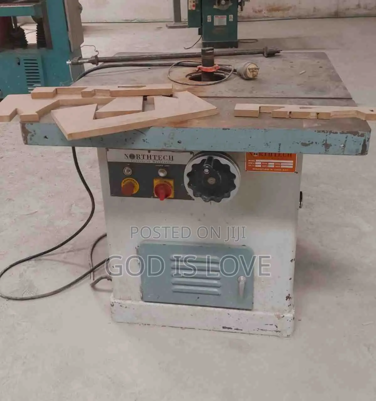 ቱንቢ (የጌጥ ማውጫ ማሽን)