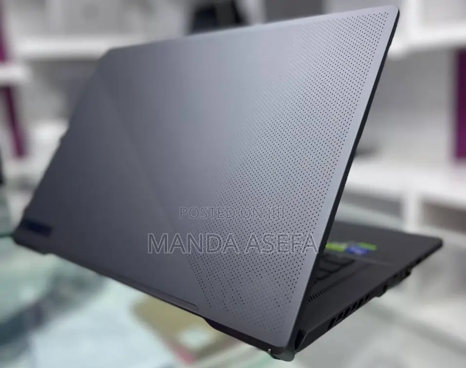 New Laptop Asus ROG Zephyrus G16 16GB Intel Core I7 SSD 512GB