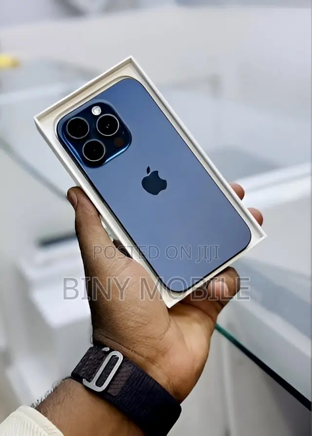 New Apple iPhone 15 Pro 256 GB Blue