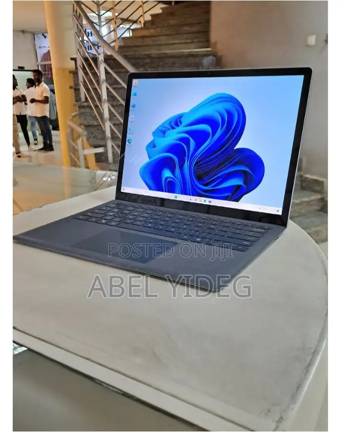 New Laptop Microsoft Surface Laptop 4 8GB Intel Core I5 SSD 512GB