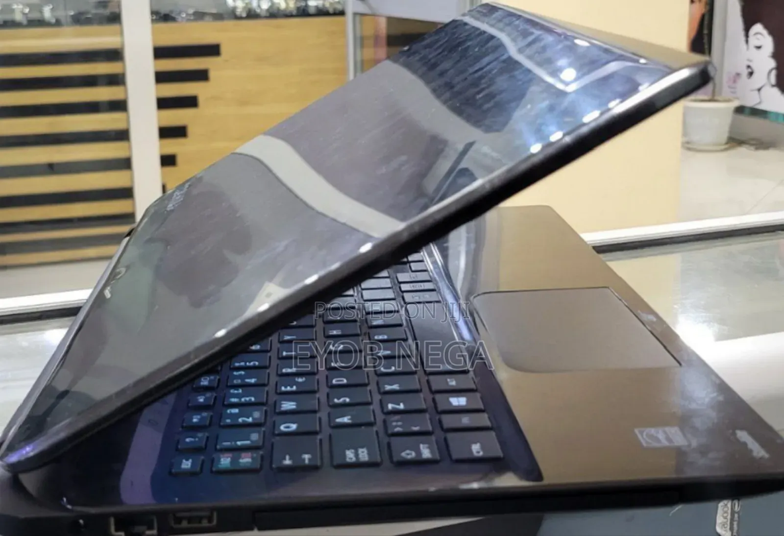 New Laptop Toshiba Satellite C55 4GB Intel Core I7 SSD 256GB