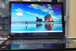 New Laptop Toshiba Satellite C55 4GB Intel Core I7 SSD 256GB