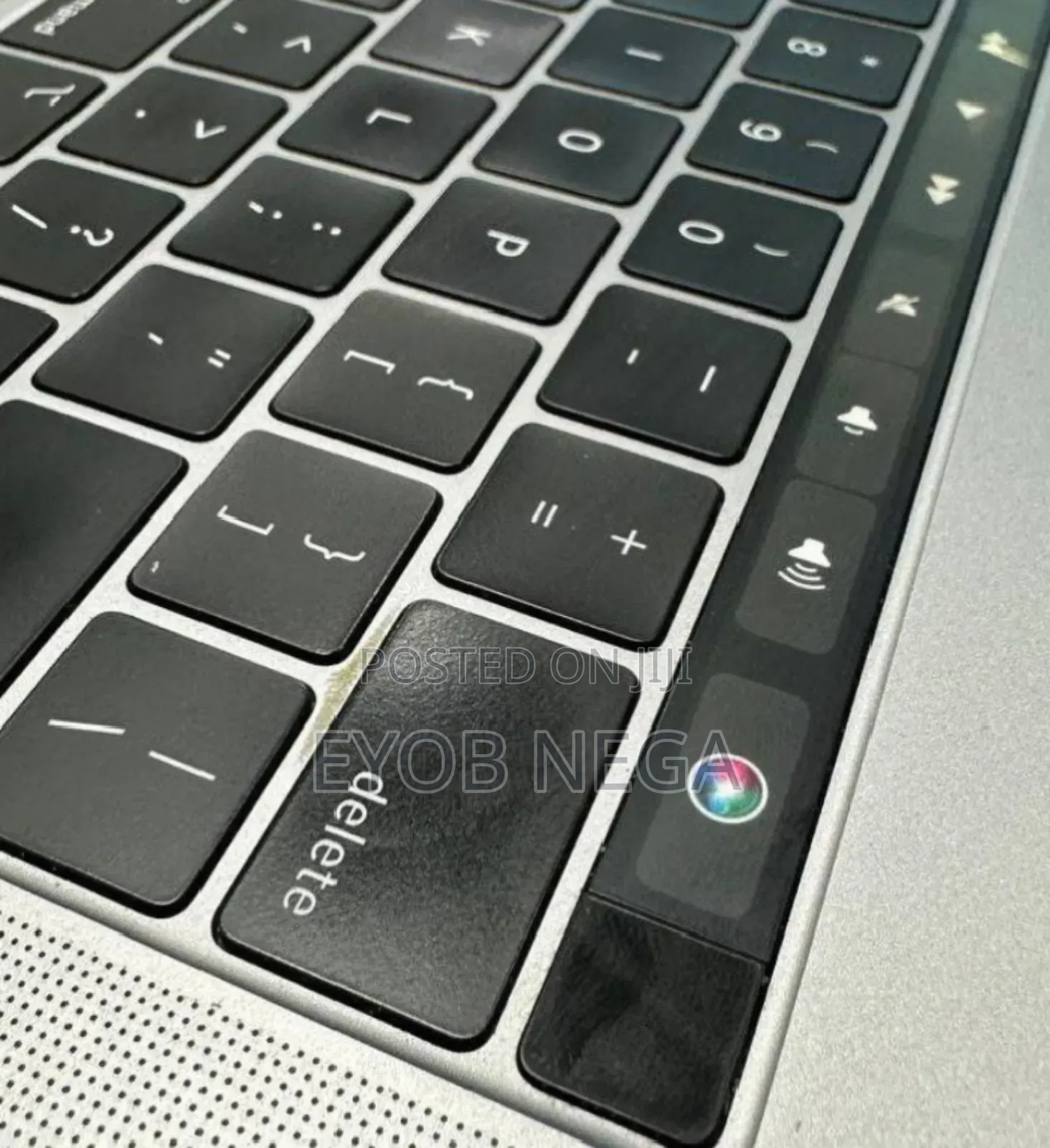 New Laptop Apple MacBook Pro 2018 32GB Intel Core I9 SSD 1T