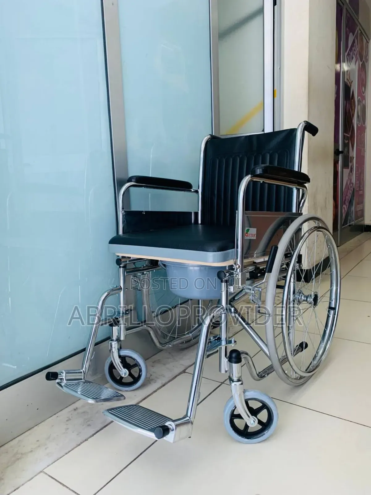 ወተር ፕሩፍ ሺንት መቀበያ ያለው ዌልቸሮች Wheelchair/?Wheelchair%Wheelchair