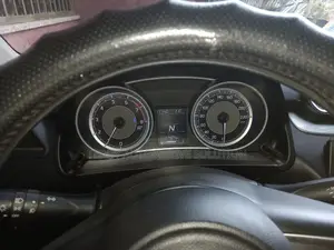 Mitsubishi Attrage 2022 Silver