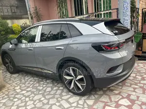 Photo - Volkswagen ID.4 2023 Gray