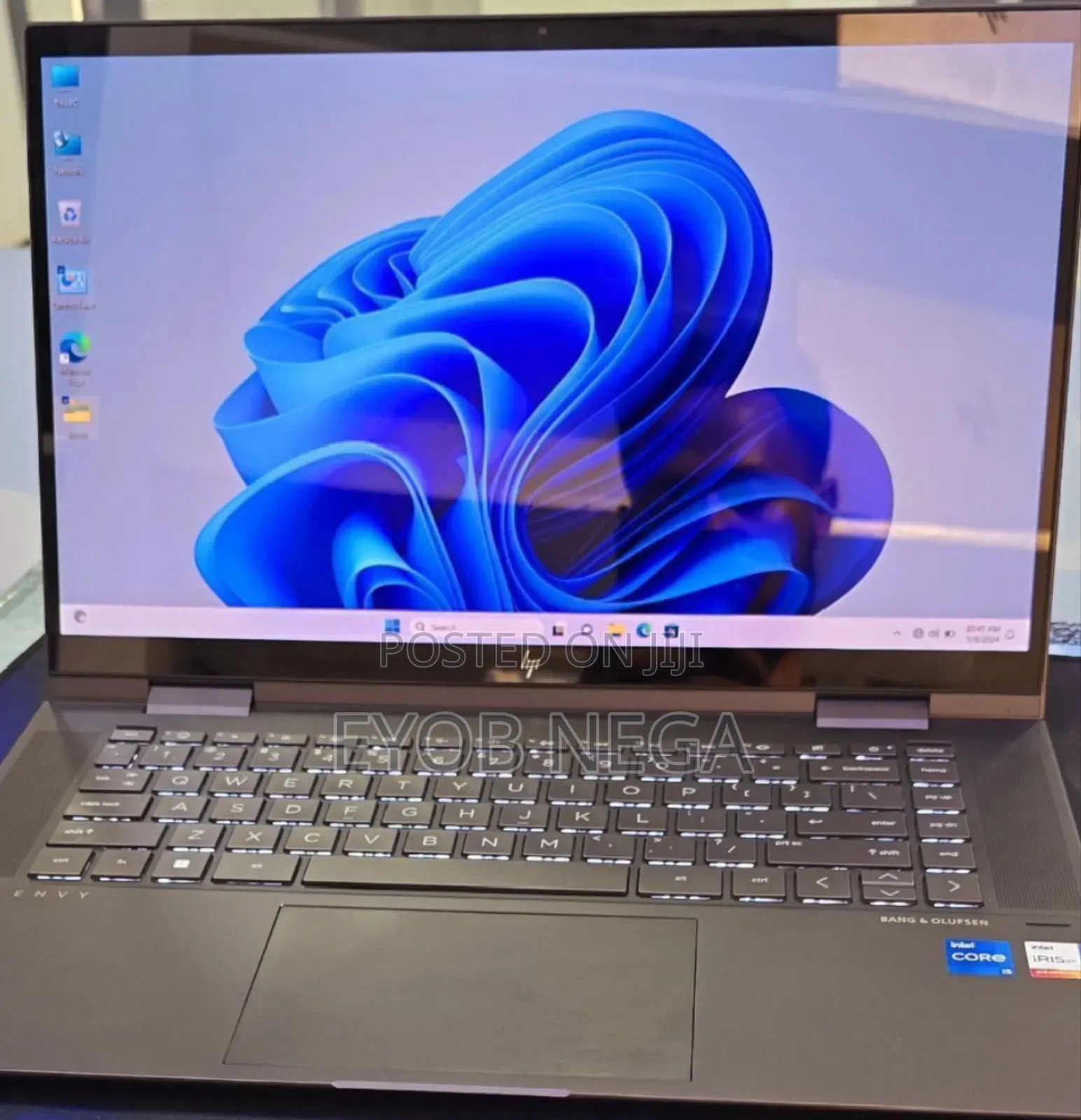 New Laptop HP Envy X360 8GB Intel Core I5 SSD 512GB