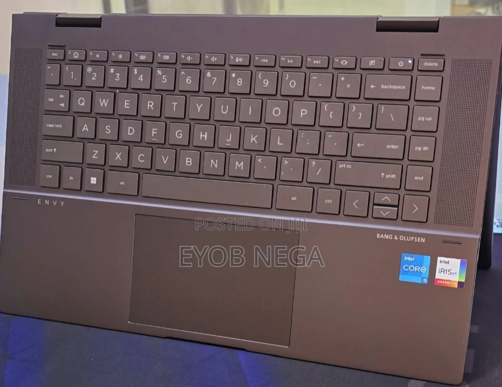 New Laptop HP Envy X360 8GB Intel Core I5 SSD 512GB