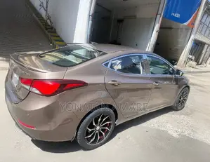 Photo - Hyundai Elantra 2015 Brown