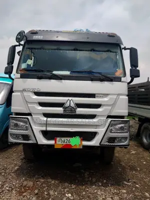 Photo - Cacion Cinotruck. 4.1. Bank Loan