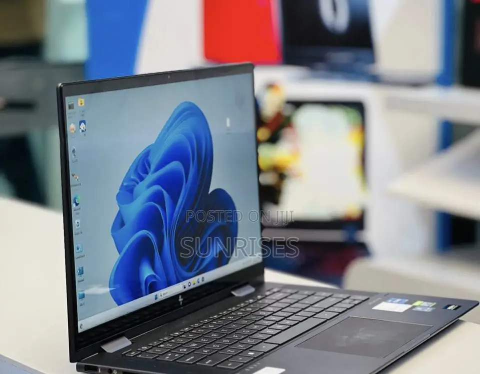 New Laptop HP Envy X360 16GB Intel Core I7 SSD 1T