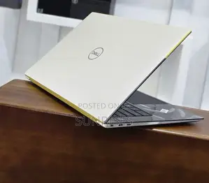 New Laptop Dell XPS 15 32GB Intel Core I9 SSD 2T